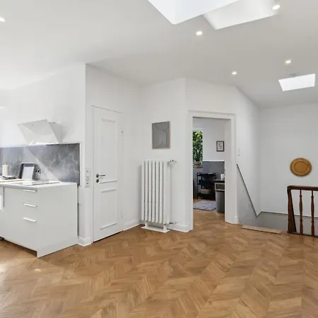 Traum Am Zoo 6 Personen